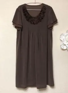 アリスバーリーL 花モチーフ　半袖ワンピース　L13号　ブラウン　美品のサムネイル