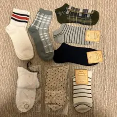 8足セットソックスいろいろ　23-25cm