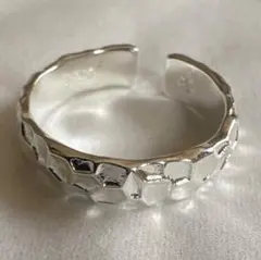 Item thumbnail for item e69c6636-7d87-4dd1-bb22-b1d3b1c85a7b