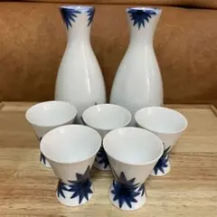 青い花模様 徳利と盃セット　有田焼