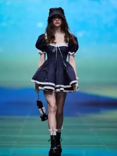 Selkie ブルー 紺色 ストライプ柄 レース ワンピース ミニ 膝丈