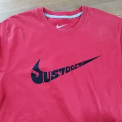 ナイキ　NIKE　Tシャツ Lサイズ　赤