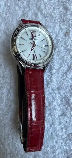 セイコー クォーツ 腕時計 ホワイト/レッド