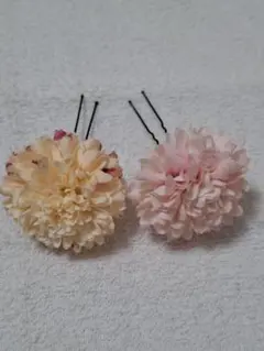 布製花飾り クリーム色とピンク 約8cm