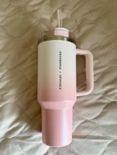 韓国スタバ　スタンレー　新品未使用