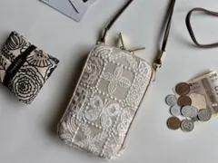 【スマホショルダー】ミナペルホネン forest tile ライトベージュ