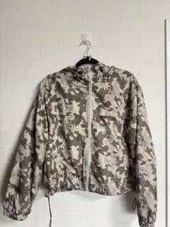 ウィンドブレーカー