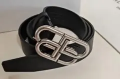 BALENCIAGA ブラックレザーベルト