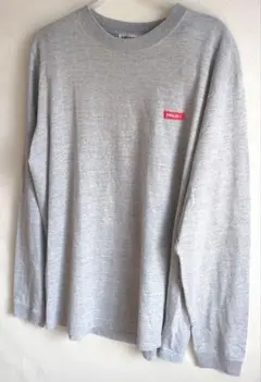MILKFED. グレー ロングTシャツ Mサイズ 胸ロゴ 大プリント