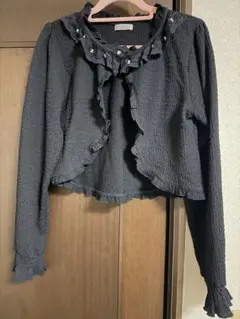 axes femme パール装飾 フリル カーディガン ブラック