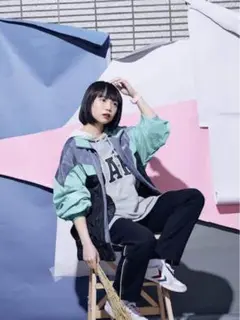 ブルーアーカイブ チヒロ スタジャン (12/29まで) ブルーアーカイブ -Blue Archive- チヒロのミレニアムスタジャン