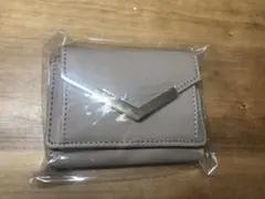ミニ財布　ミニウォレット　三つ折り　グレージュ