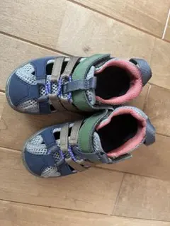 キッズ アウトドアシューズ メッシュ