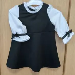 【西松屋】新品✨黒ワンピに白のフリル袖黒リボン付き 80サイズ