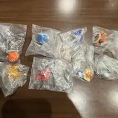 ドラゴンクエスト　めじるしチャーム　フィギュアコレクション　8種