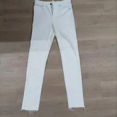 UNIQLO JEANS ホワイト スキニーデニム