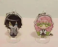 鬼滅の刃の甘露寺密璃と伊黒小芭内のアクリルスタンドのセット