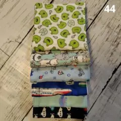 44.【6重ガーゼ】ハーフサイズハンカチ　6枚セット　車・かえる・ねこ・潜水艦