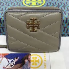 新品同様‼️ 現行　トリーバーチ　財布　折り財布　キラ　シェブロン　キルティング