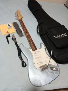 Squier スクワイヤー ストラト アフィニティ ケースオマケ多数付きのサムネイル