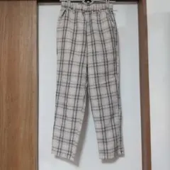 チェック柄パンツ　カジュアル　ボトムス　しまむら　レディース