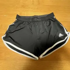 adidas ショートパンツ　黒　Mサイズ　ブラック
