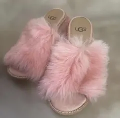 UGG Rosa Fluff Heel　ローザ フラッフ ファーサンダル 22