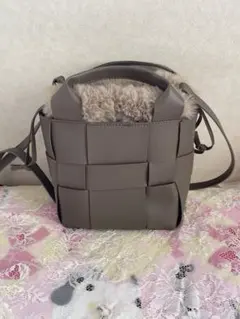 ❤️超美品❤️　CACHELLIE カシェリエ　ショルダーバック　グレージュのサムネイル