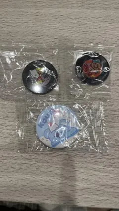 BT21 くら寿司 缶バッジ アクリルステッカー セット