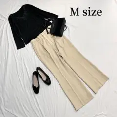 【上品オフィスカジュアルコーデ売り】Vネックカットソー＋スラックスパンツ　M相当