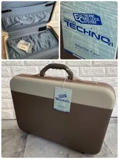 新品　maruem アタッシュケース　マルエム　カードキー式　ハードケースのサムネイル