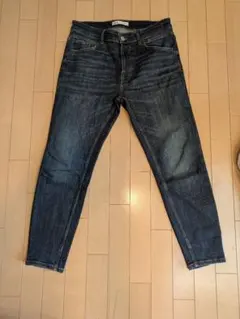 ZARA スキニーデニム EUR42のサムネイル
