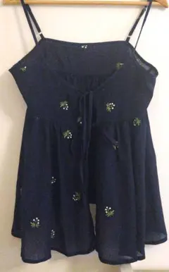 【新品・未使用】rps フラワー刺繍ダブルリボンキャミソール ネイビーのサムネイル