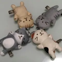 Fuku Fuku Nyankoふくふくにゃんこ キーホルダー 4個セットのサムネイル