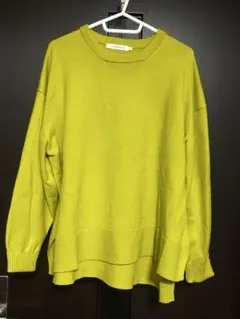 【アメリカンホリック】【試着のみ】Vネック黄緑ニット