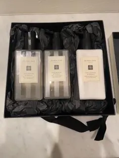 Van Cleef & Arpels 香水 3本セット - メルカリ