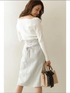 バックレースアップタイトスカート PROPORTION