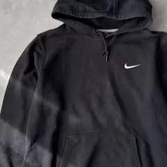 14193 NIKE ワンポイント 刺繍ロゴ パーカー 黒色