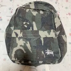 STUSSY カモフラ柄 バックパック 迷彩 リュック ストリー - メルカリ