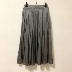 光沢感シルバー フレアスカート　M ［ポケット付き］