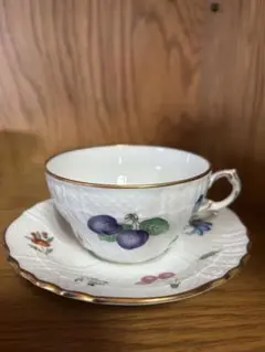 専用リチャードジノリ　ベッキオフルーツ　カップ&ソーサー