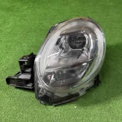 タント LA650S 左側ヘッドライトKOITO 100-69074 (243) - メルカリ