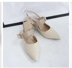 バックストラップ パンプス