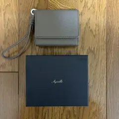 アンジェ 鍵もお金もカードも収納できる 本革 キーケース付き 三つ折り財布