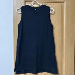 ユニクロ黒のノースリーブトップス Mサイズ