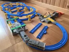 Item thumbnail for item c7d24345-2e9f-49b7-9f9a-0856bdb41a7a