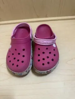 Crocs キッズサンダル ミッキー柄 ピンク
