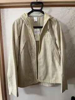 adidas レディース マウンテンパーカー F42632 ベージュ M