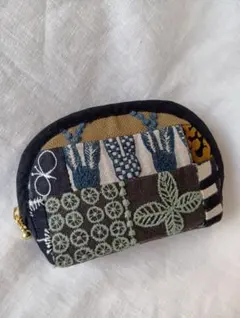 ミナペルホネン ハンドメイド パッチワーク 刺繍 ポーチ feliceのサムネイル