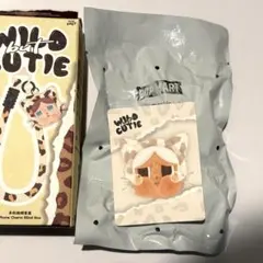 CRYBABY wild but cutie フォンチャーム　ストラップ